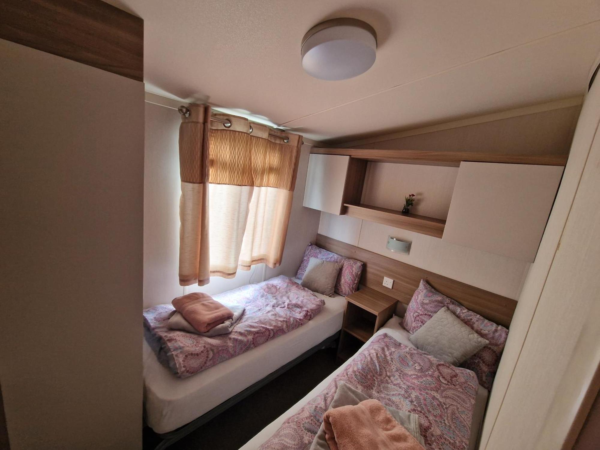 Durdlee Door, D27, Main Rd, West Lulworth, Wareham Bh20 5Pu Hotel Eksteriør billede