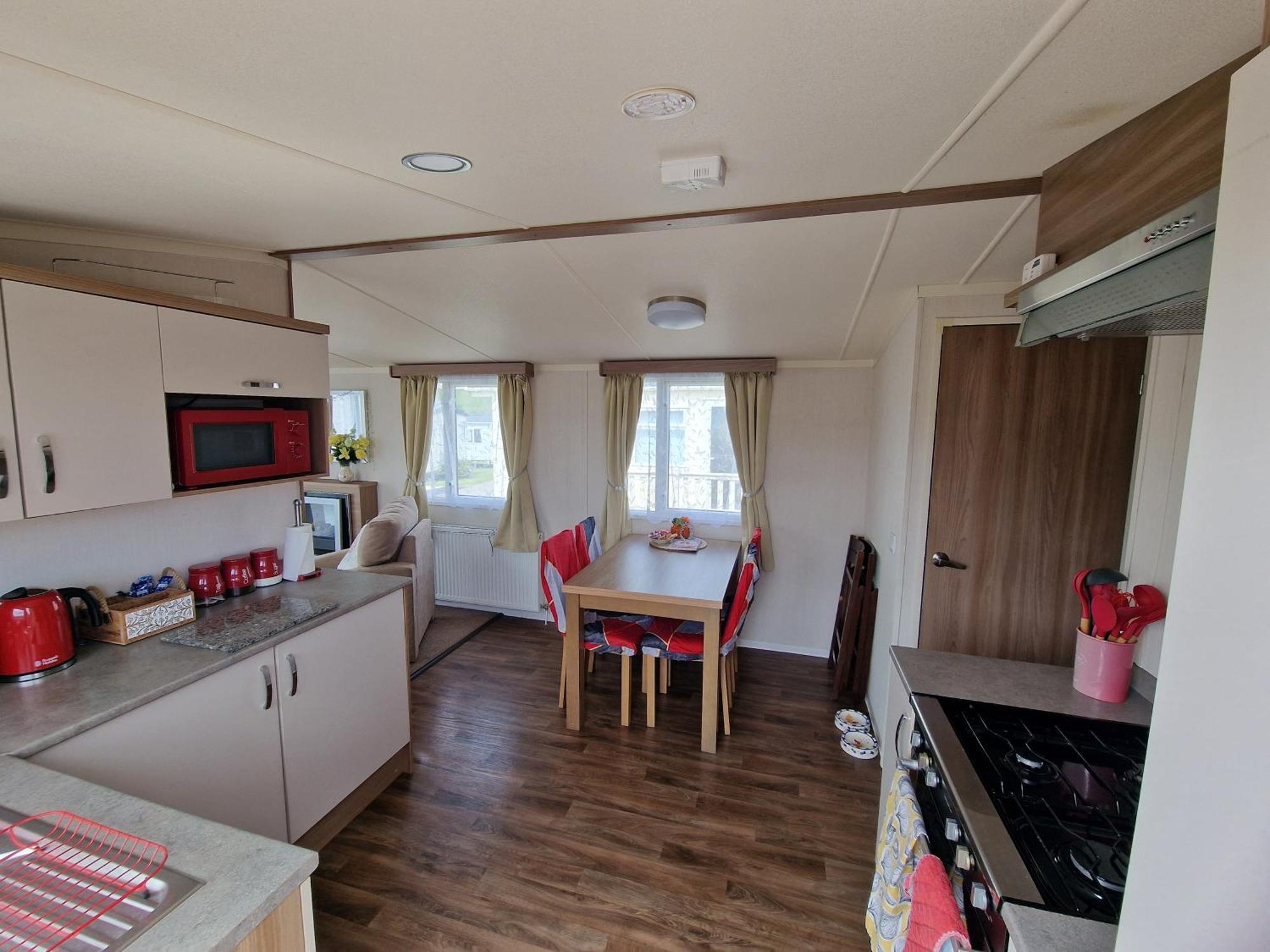 Durdlee Door, D27, Main Rd, West Lulworth, Wareham Bh20 5Pu Hotel Eksteriør billede