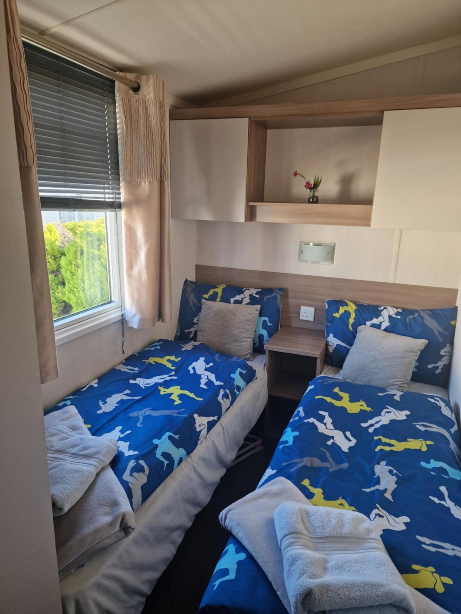 Durdlee Door, D27, Main Rd, West Lulworth, Wareham Bh20 5Pu Hotel Eksteriør billede
