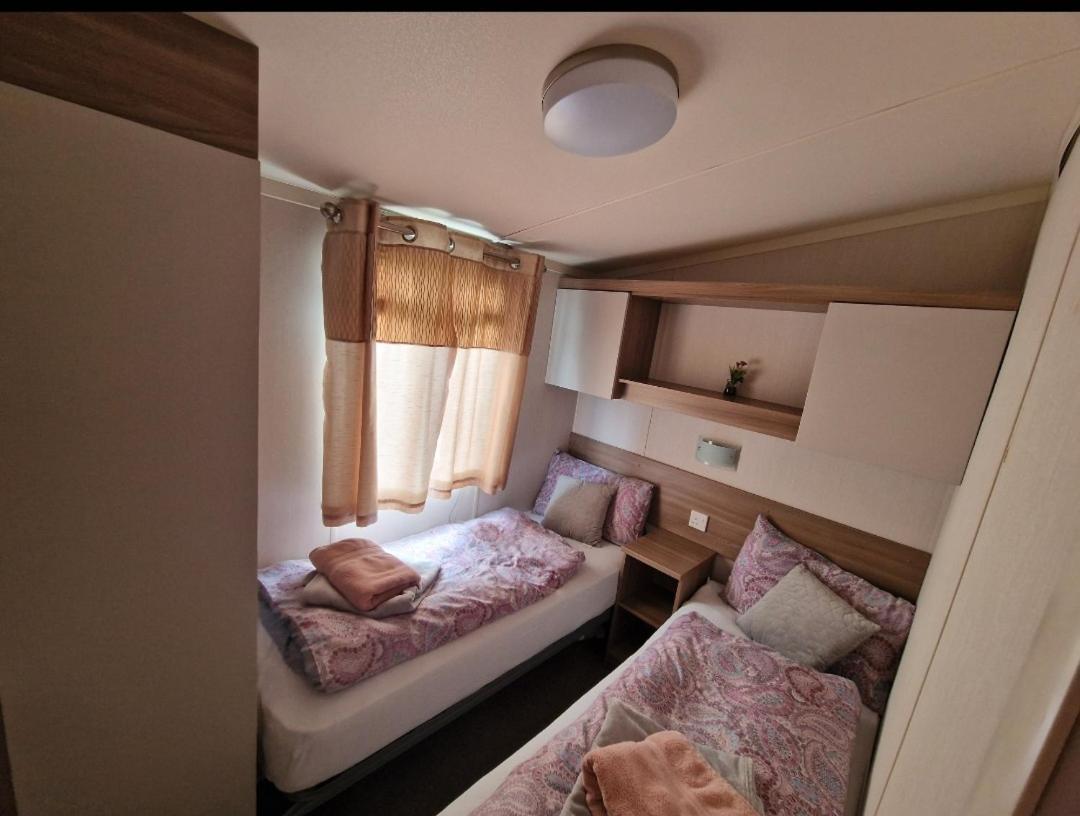 Durdlee Door, D27, Main Rd, West Lulworth, Wareham Bh20 5Pu Hotel Eksteriør billede